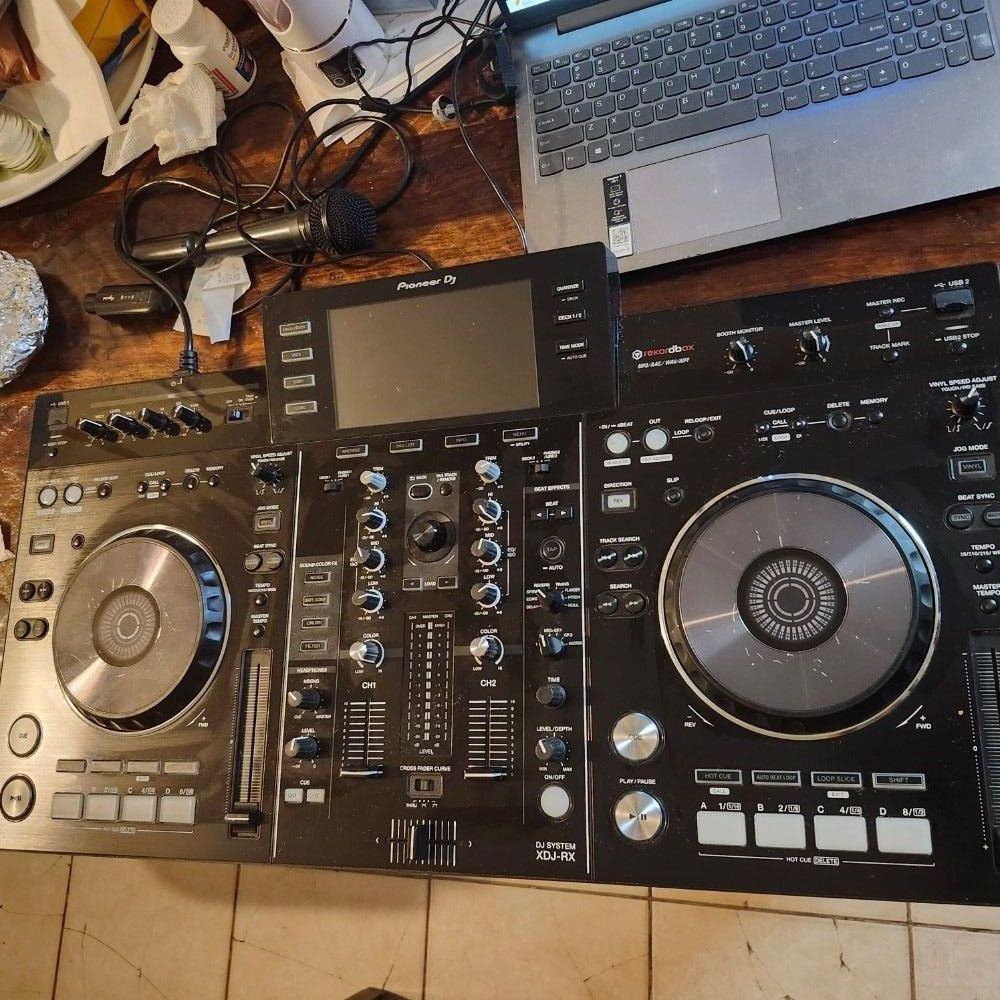 DJ Veramix El Fantasma gallery photo